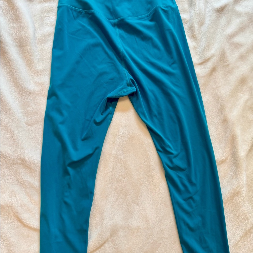 BuffBunny Legging - Picture 2 of 4